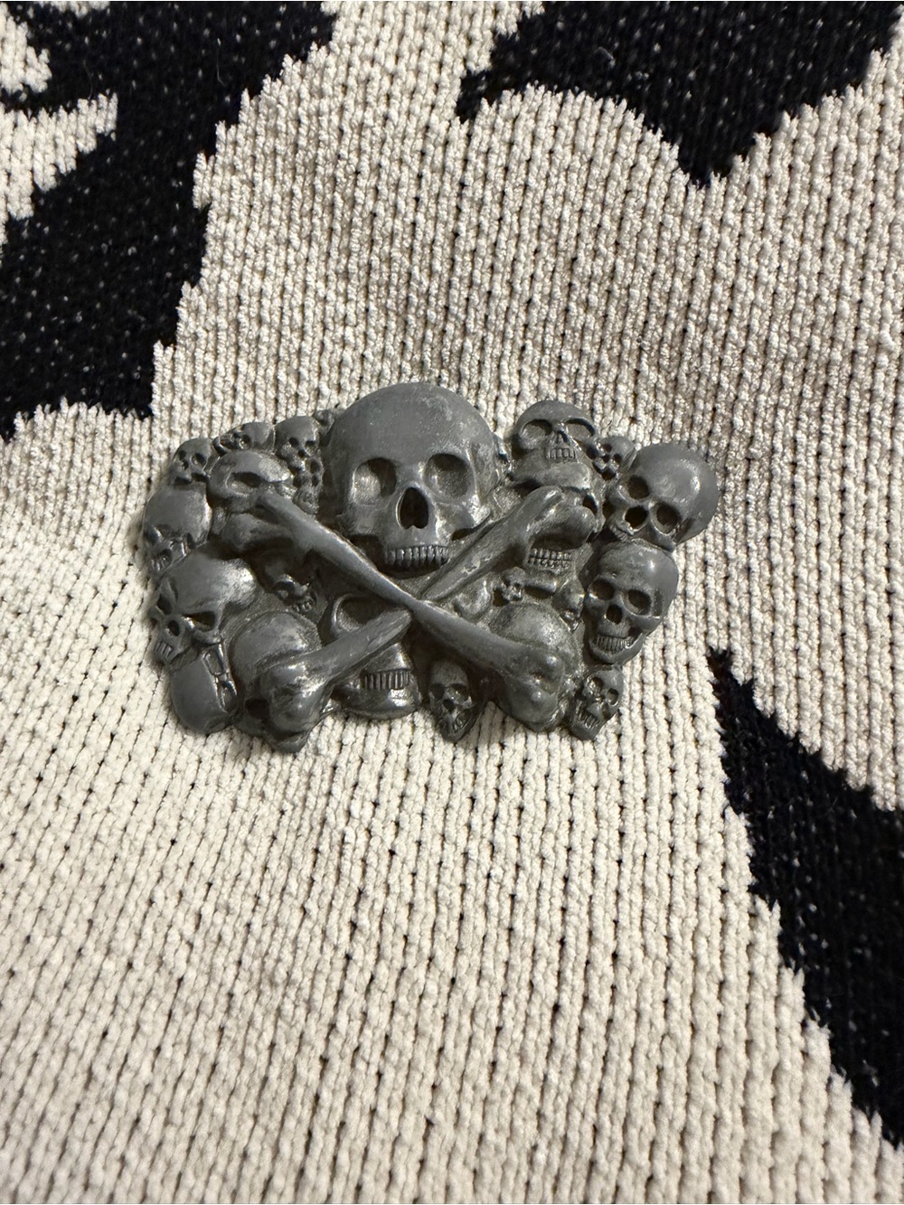 Skull and Crossbones Metal Belt buckle